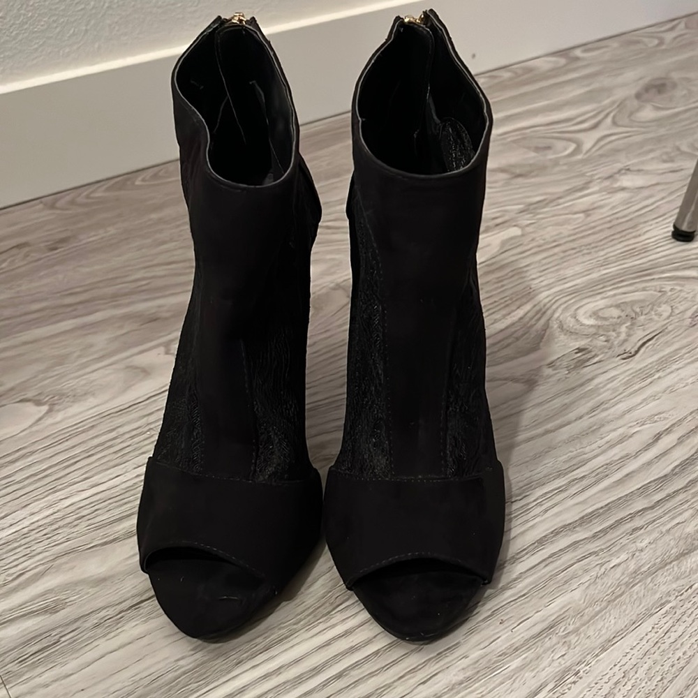 Aldo netted stilettos
